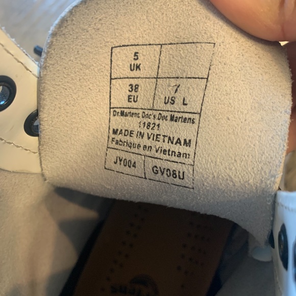 Dr. Martens 1460 Women's Smooth Leather Boots - Picture 7 of 7